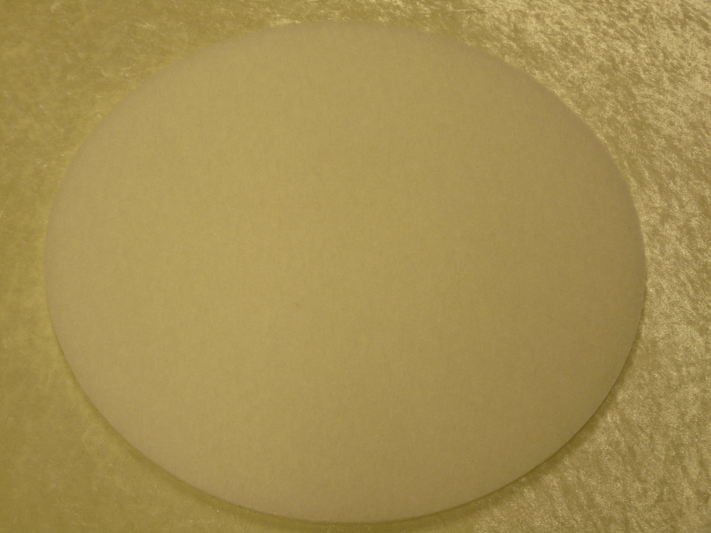Normal Pad, 406 mm (16"), weiß, Unterhaltsreinigung trockener Böden. Äußerst feine Scheiben zum Polieren und Reinigen versiegelter Böden.